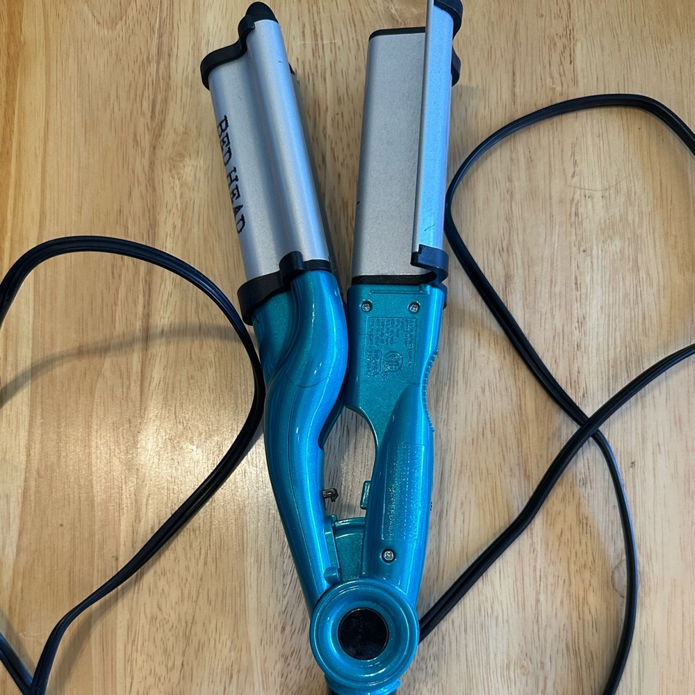 Beachwaver crimper